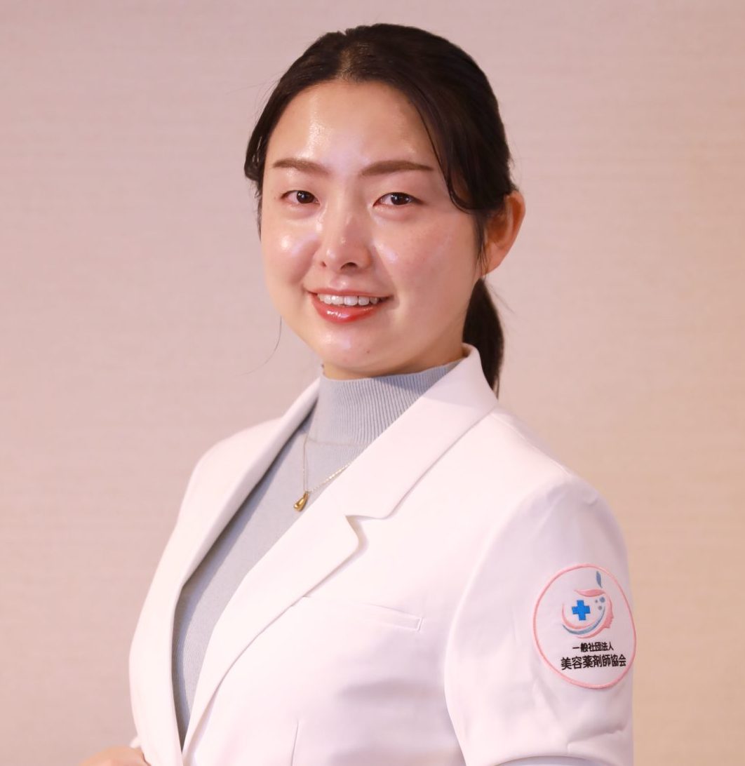 美容薬剤師 KINU プロフィール写真